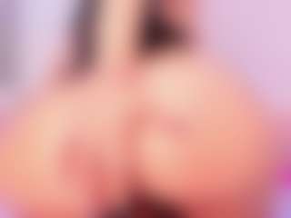 Live cam show with HellenParis - Dildo Or Vibrator on Camsoda