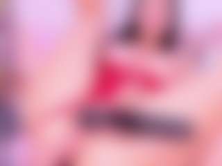 Live cam show with HellenParis - Lovense Petite on Big Tits