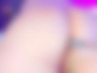 Live cam show with NathaxaLeans - Green Eyes on Livezox
