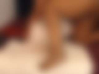 Live cam show with BootyCallEver - Average on studioflirtlive.com