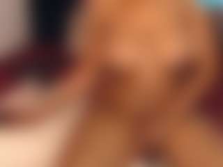 BootyCallEver MILF webcam performer live streaming