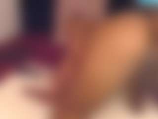 BootyCallEver MILF webcam performer live streaming
