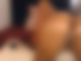 BootyCallEver MILF webcam performer live streaming