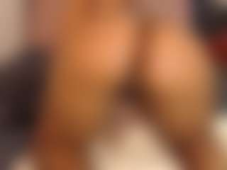 Live cam show with BootyCallEver - Big Ass MILF on CSO-WL