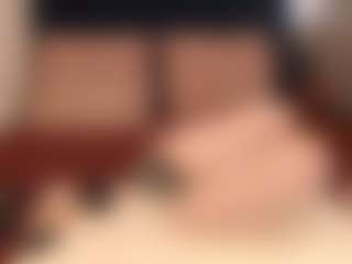 Live cam show with BootyCallEver - Average on Camsoda