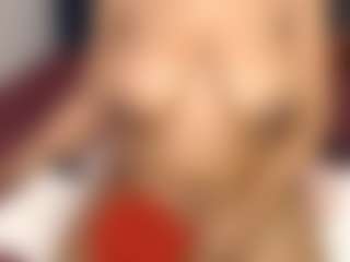 Live cam show with BootyCallEver - Brown Eyes Black on livesuperchat.net