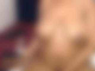 Live cam show with BootyCallEver - Brown Eyes MILF on livesuperchat.net