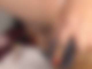 Live cam show with BootyCallEver - Spy MILF on friskycurves.com