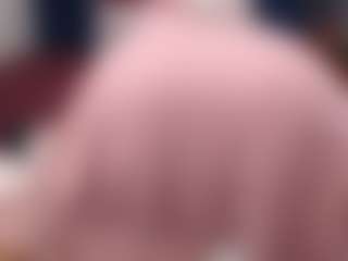 Live cam show with BootyCallEver - Brown Eyes Ebony on infinitiblacc.com