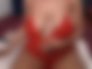 BootyCallEver MILF webcam performer live streaming