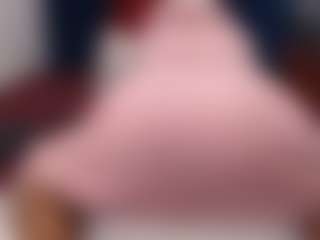 Live cam show with BootyCallEver - Ebony MILF on Latina Girls