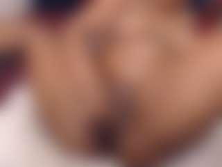 BootyCallEver MILF webcam performer live streaming