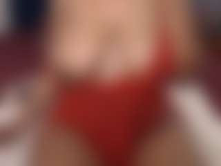 BootyCallEver MILF webcam performer live streaming