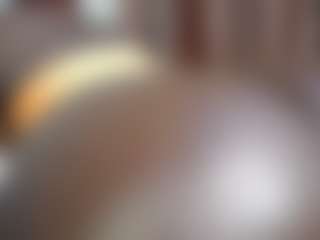 Live cam show with divafierce - Spank Ebony on CamClone