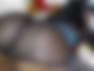 Live cam show with Kassyrain - Brown Eyes Ebony on fuklive.com