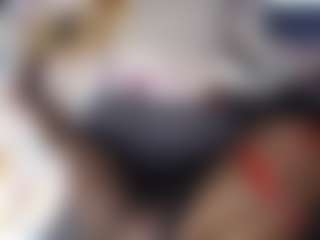 Live cam show with Kassyrain - Facial Piercings on CamwithHer