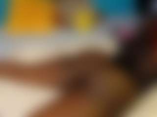 Live cam show with Kassyrain - Black Petite on Fling VIP Chat
