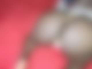 Live cam show with Kassyrain - Petite on CamClone