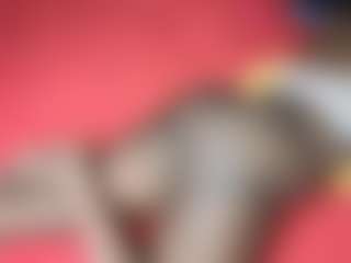 Live cam show with Kassyrain - Black Petite on SpankPalCams