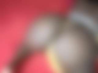 Live cam show with Kassyrain - Black Petite on Soda Cam