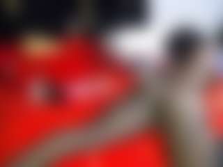 Live cam show with Kassyrain - Fuck Machine on Camming Site