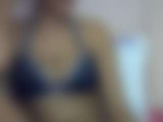 Live cam show with marey-elsa - Moaning on Strip Flash - Live Sex Shows