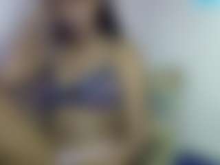 Live cam show with marey-elsa - Moaning on Camsoda