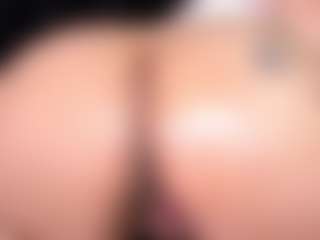 Live cam show with Vicky - Sexwebcam on Uber Horny