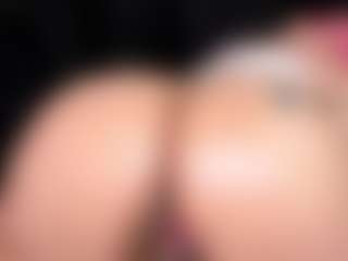 Vicky's Live Sex Cam Show