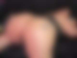 Live cam show with Vicky - Solo on CamwithHer