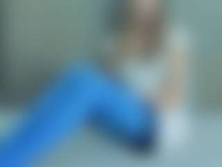 Live cam show with Caramel - Moaning on Camiplay Live