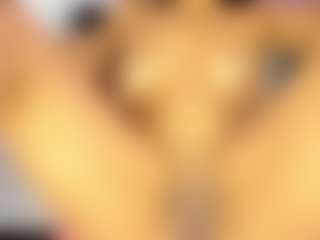 valentigomez10's Live Sex Cam Show