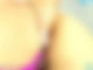 valentigomez10's Live Sex Cam Show