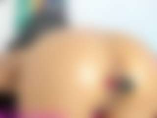 valentigomez10's Live Sex Cam Show