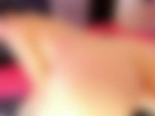 doll-ssquirts's Live Sex Cam Show