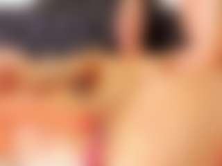 doll-ssquirts's Live Sex Cam Show