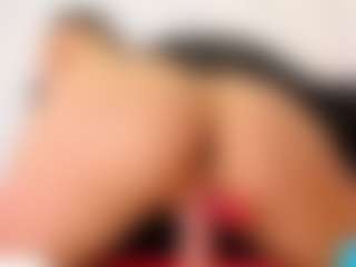 doll-ssquirts's Live Sex Cam Show