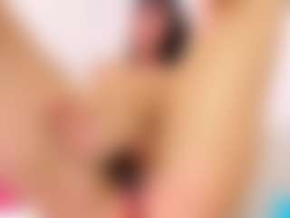doll-ssquirts's Live Sex Cam Show