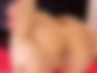 Live cam show with doll-ssquirts - Thin on Camsoda