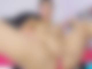 doll-ssquirts's Live Sex Cam Show