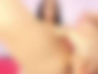 doll-ssquirts's Live Sex Cam Show