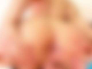 doll-ssquirts's Live Sex Cam Show