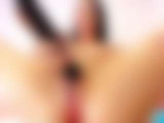 doll-ssquirts's Live Sex Cam Show