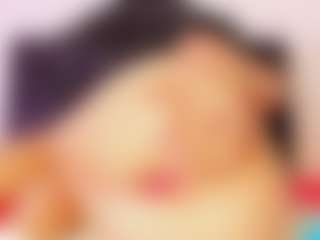 doll-ssquirts's Live Sex Cam Show