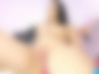 doll-ssquirts's Live Sex Cam Show