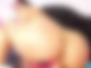 doll-ssquirts's Live Sex Cam Show