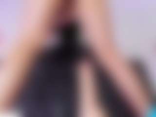 doll-ssquirts's Live Sex Cam Show