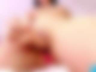 doll-ssquirts's Live Sex Cam Show