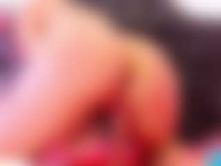 doll-ssquirts's Live Sex Cam Show