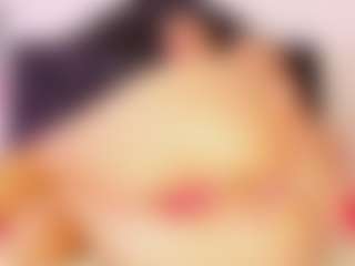 doll-ssquirts's Live Sex Cam Show
